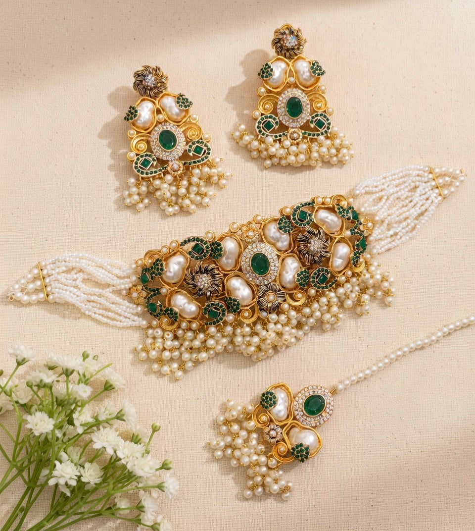 Pearl & Emerald Heavy Bridal Choker Set